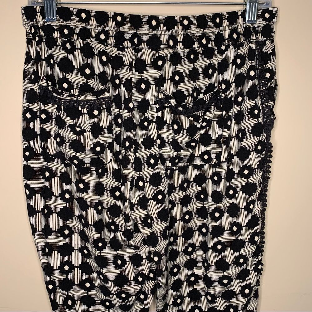 Anthropologie Hei Hei Goh Black Printed Tapered Pants Women’s Size Small - Picture 11 of 13